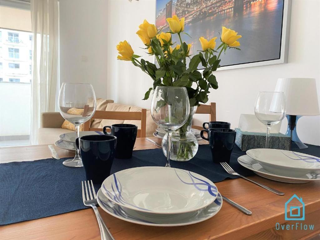 Milky Apartment With Balcony - 3 Km To Baltic Sea غدانسك المظهر الخارجي الصورة