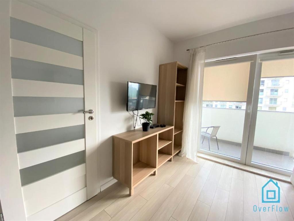 Milky Apartment With Balcony - 3 Km To Baltic Sea غدانسك المظهر الخارجي الصورة
